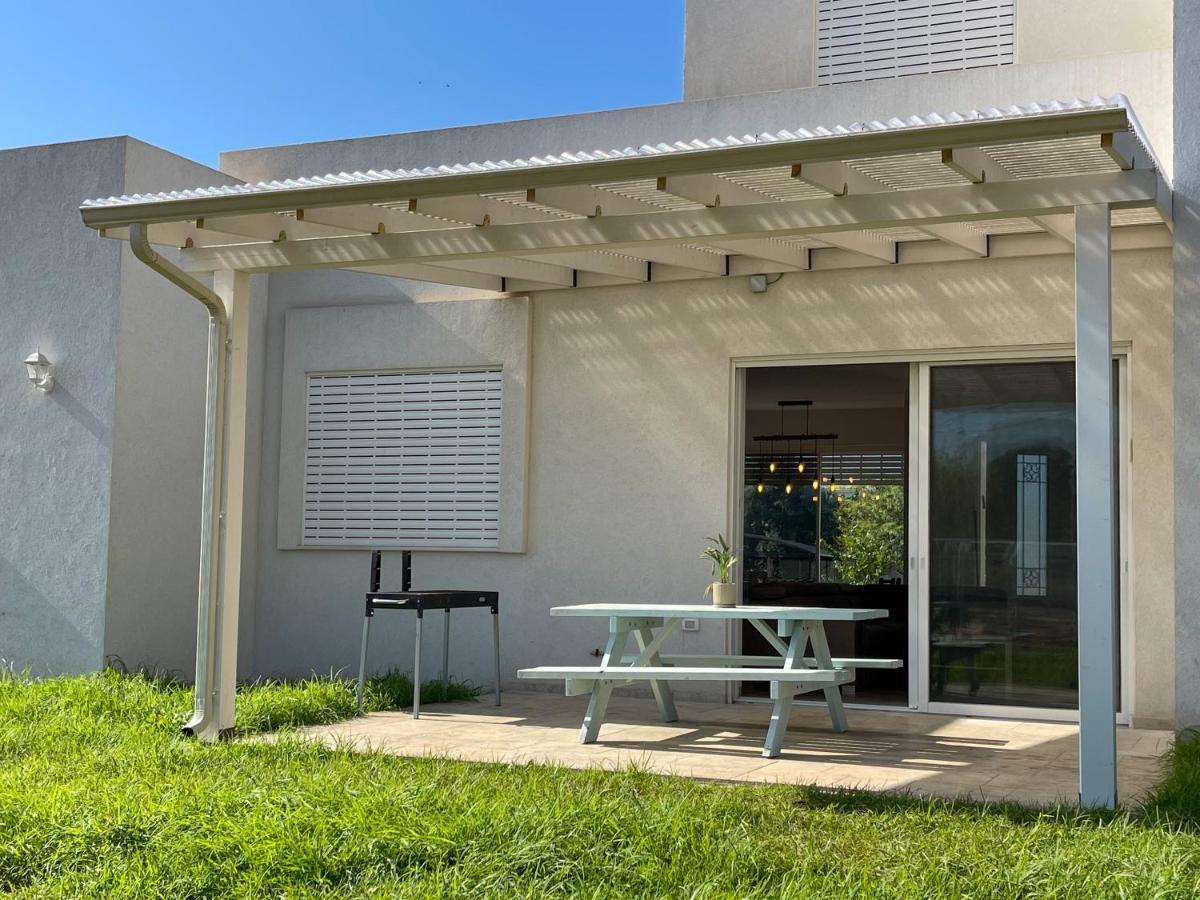 Villa הבית הלבן בכפר בלום Exterior foto